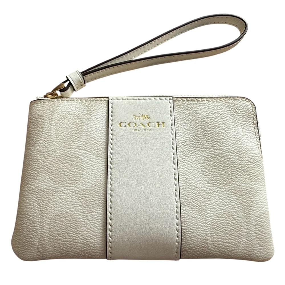 ❌SOLD❌ NEW Coach Signature Logo Corner Zip Wristlet - Ivory